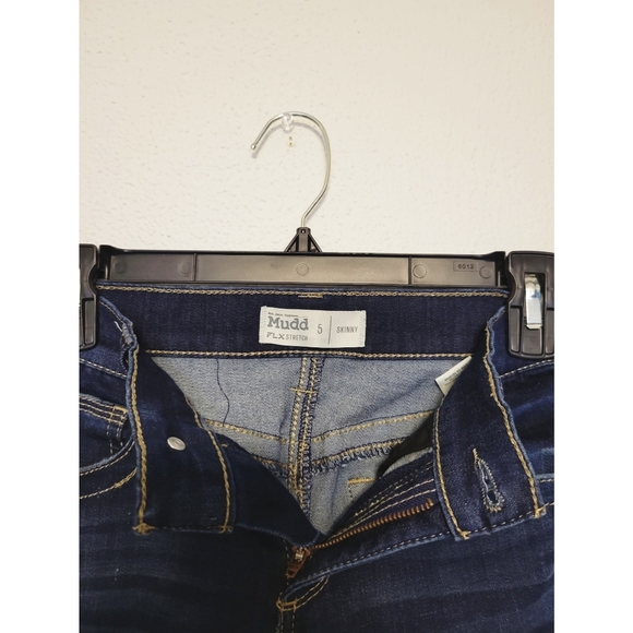 Mudd distressed skinny jeans - Picture 3 of 3